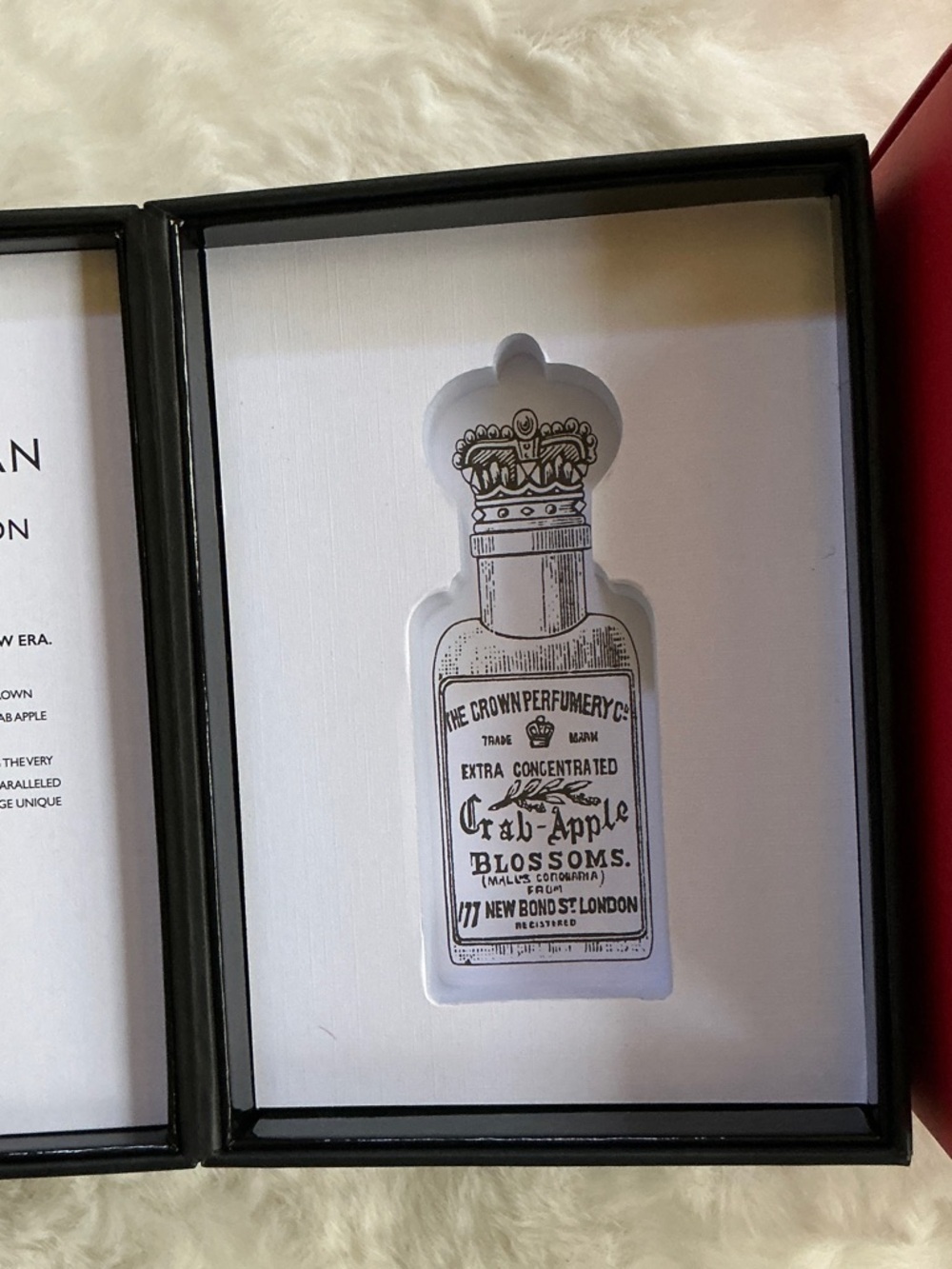 Empty Clive Christian Crown Collection Boxed Set - Red & White - Picture 3 of 7
